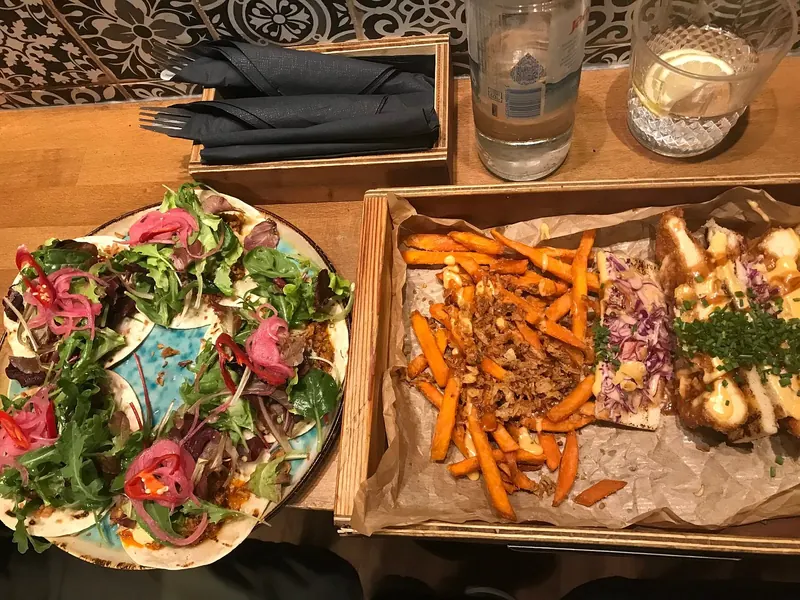 Tuna tartar tacos and a sando tray with sweet potato fries